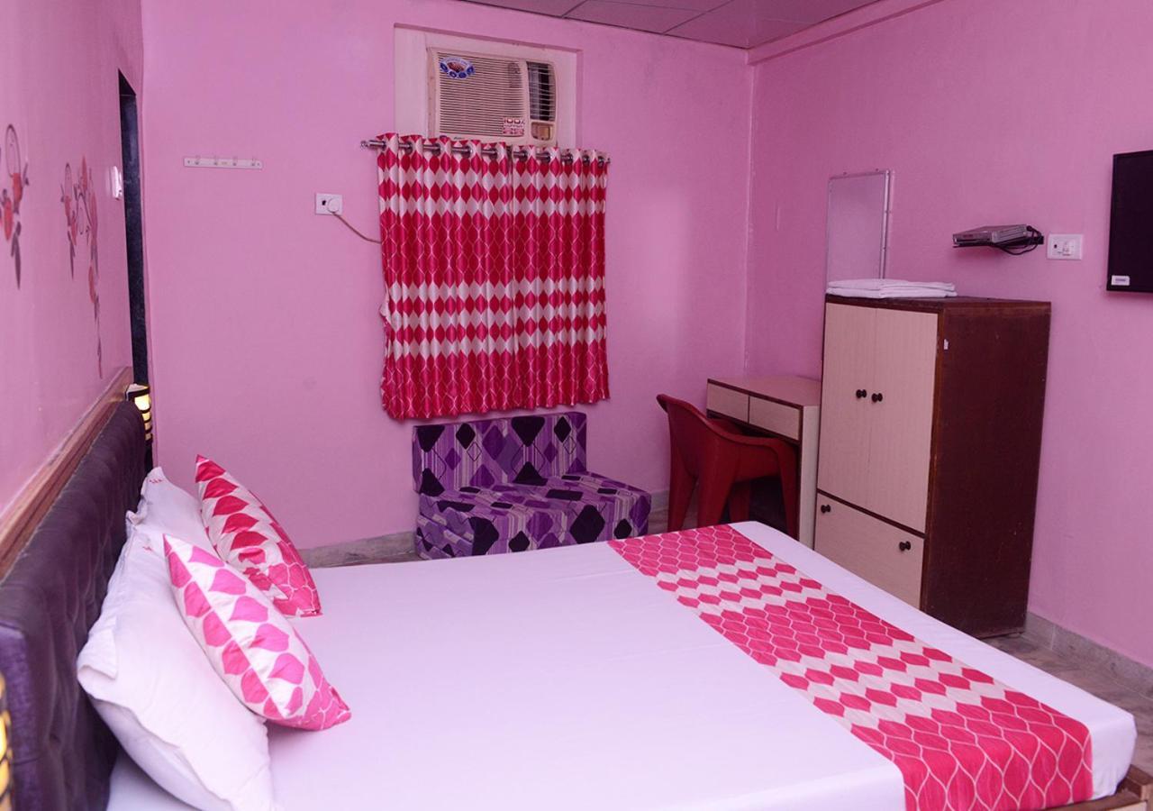 Srk Hotel Mumbai Eksteriør bilde